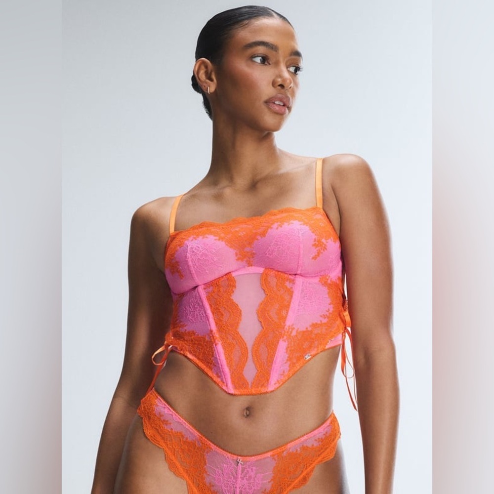 NWT Savage X Fenty LACESTRUCK BUSTIER ROSE DAY PINK / SOL ORANGE M